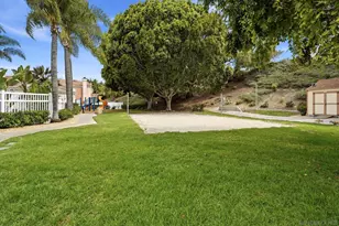 465 Belle Vista Dr, Chula Vista, CA 91910 - Photo 35