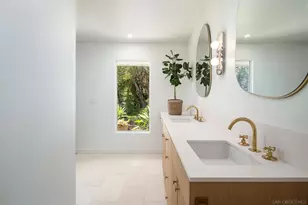 16902 Via De Santa Fe, Rancho Santa Fe, CA 92067 - Photo 19