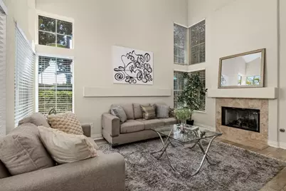  12627 Springbrook Dr. #E, San Diego, CA 92128 - Photo 5