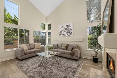  12672 Springbrook Dr. #E, San Diego, CA 92128 - Photo 3