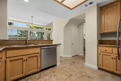  12672 Springbrook Dr. #E, San Diego, CA 92128 - Photo 9