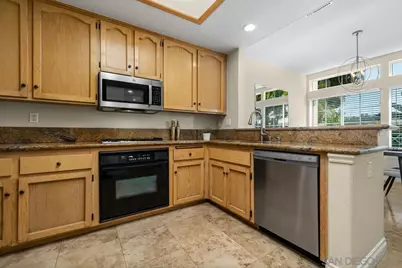  12627 Springbrook Dr. #E, San Diego, CA 92128 - Photo 11