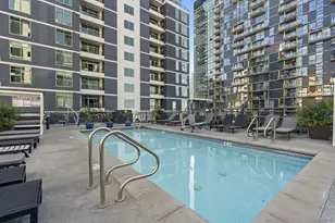 425 W Beech St, San Diego, CA 92101 - Photo 39