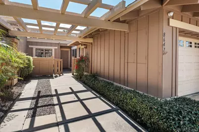  8647 Circle R Valley, Escondido, CA 92026 - Photo 5