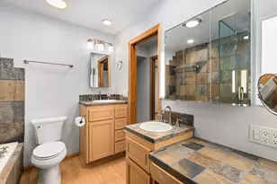 1248 Evergreen Dr, Encinitas, CA 92007 - Photo 17