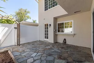 1248 Evergreen Dr, Encinitas, CA 92007 - Photo 35