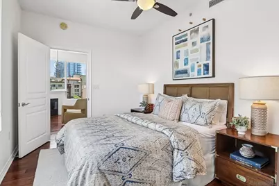  300 W Beech #608, San Diego, CA 92101 - Photo 17