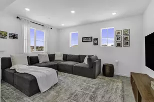 34470 Sakura, French Valley, CA 92596 - Photo 19