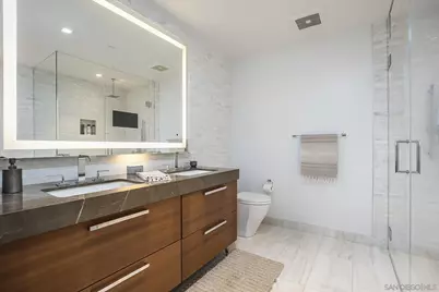  888 W E #2302, San Diego, CA 92101 - Photo 47