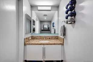 321 Tenth Ave, San Diego, CA 92101 - Photo 37