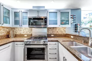321 Tenth Ave, San Diego, CA 92101 - Photo 17