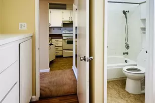 3254 Ashford St, San Diego, CA 92111 - Photo 11