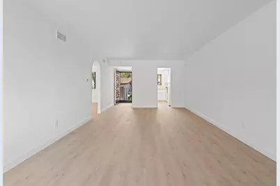  12140 Rancho Bernardo Dr #B, San Diego, CA 92128 - Photo 3