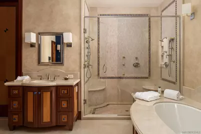  1828 Spindrift Dr, La Jolla, CA 92037 - Photo 37