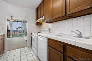 727 Sapphire St, San Diego, CA 92109 - Photo 15