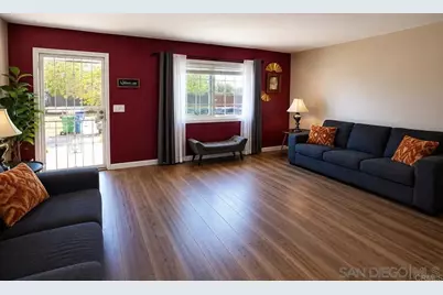  4658 Calle Del Palo, Oceanside, CA 92057 - Photo 3