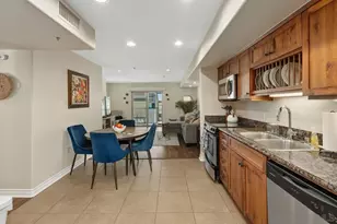 801 W Hawthorn St, San Diego, CA 92101 - Photo 3
