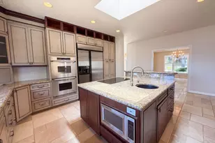 30181 Via Maria Elena, Bonsall, CA 92003 - Photo 11