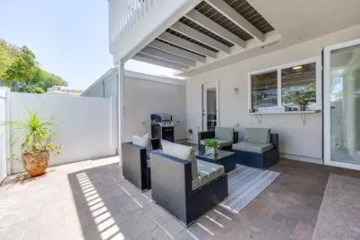  1103 Woodlake Dr, Cardiff by the Sea, CA 92007 - Photo 27