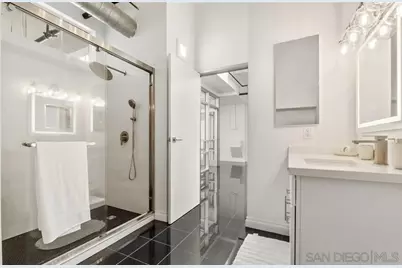  420 S San Pedro #102, Los Angeles, CA 90013 - Photo 23