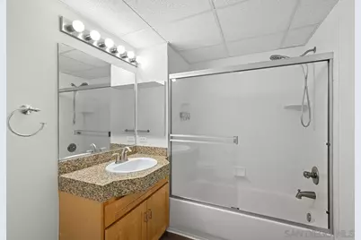  1080 Park Blvd #913, San Diego, CA 92101 - Photo 23