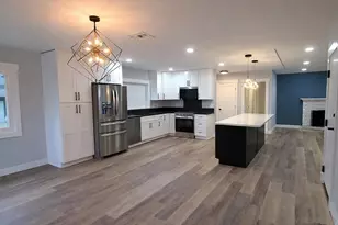 3006 Yonge St, San Diego, CA 92106 - Photo 1