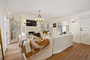 811 10th St, Coronado, CA 92118 - Photo 5