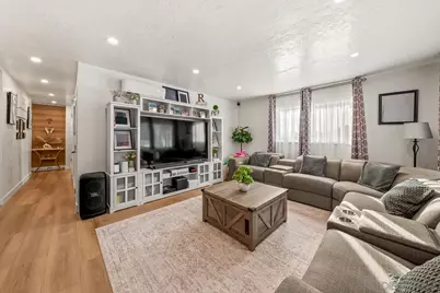  2458 Calle Tortuosa, San Diego, CA 92139 - Photo 7