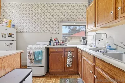  2561 S Albatross, San Diego, CA 92101 - Photo 13