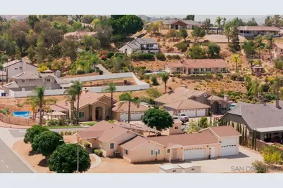  2209 Greenfield Drive, El Cajon, CA 92019 - Photo 3