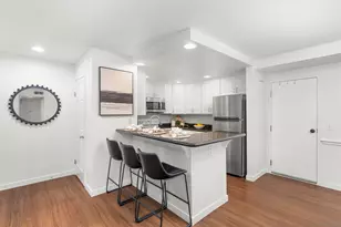 6884 Caminito Montanoso, San Diego, CA 92119 - Photo 7