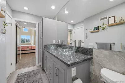  2055 Lakeridge #301, Chula Vista, CA 91913 - Photo 23