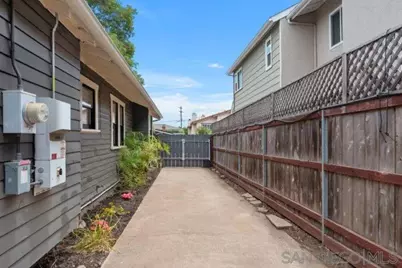  4530 Edgeware Rd, San Diego, CA 92116 - Photo 41