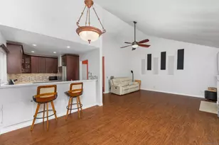 930 Via Mil Cumbres, Solana Beach, CA 92075 - Photo 13