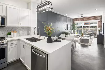  450 J #5151, San Diego, CA 92101 - Photo 7
