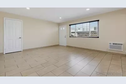  188 S Lincoln Ave #3, El Cajon, CA 92020 - Photo 3