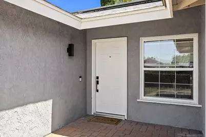  650 Hillward St, Escondido, CA 92027 - Photo 5