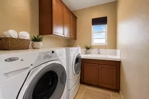 8404 Katherine Claire Ln, San Diego, CA 92127 - Photo 21