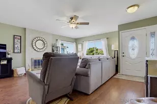 1920 Louis Dr, Escondido, CA 92026 - Photo 5