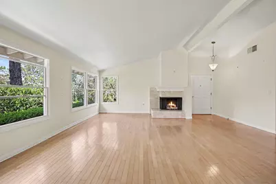  8223 Caminito Lacayo, La Jolla, CA 92037 - Photo 5