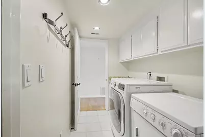  8223 Caminito Lacayo, La Jolla, CA 92037 - Photo 31