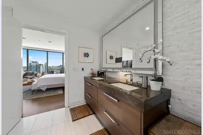  888 W E St #3201, San Diego, CA 92101 - Photo 33