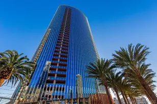 888 W E St, San Diego, CA 92101 - Photo 3
