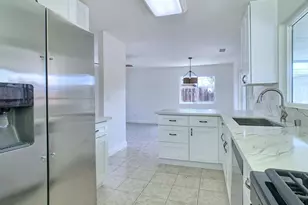 386-90 Richardson Ave, El Cajon, CA 92020 - Photo 17