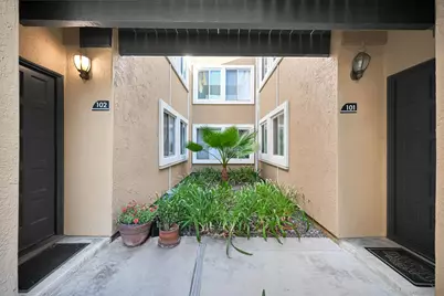  17195 W Bernardo Dr #101, San Diego, CA 92127 - Photo 17