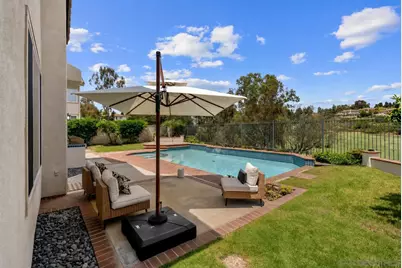  7027 Rockrose Terrace, Carlsbad, CA 92011 - Photo 5