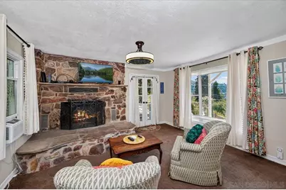  710 Arosa, Crestline, CA 92325 - Photo 5