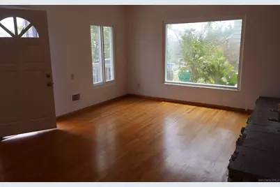  2328 Lucerne Drive, San Diego, CA 92106 - Photo 7