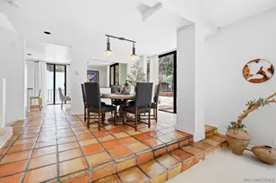 8354 Gilman Dr, La Jolla, CA 92037 - Photo 7