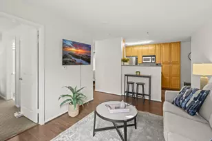 1970 Columbia St, San Diego, CA 92101 - Photo 11